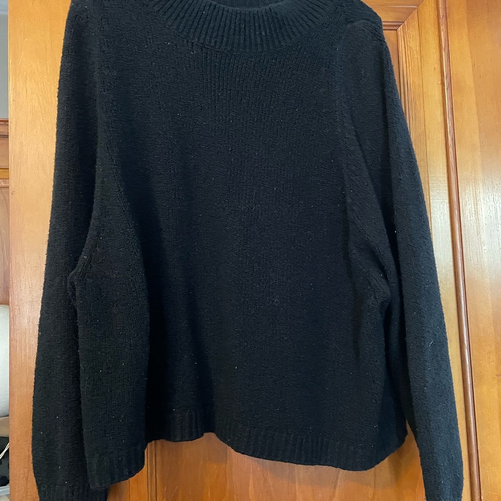 Old Navy Women's Black Turtleneck Sweater